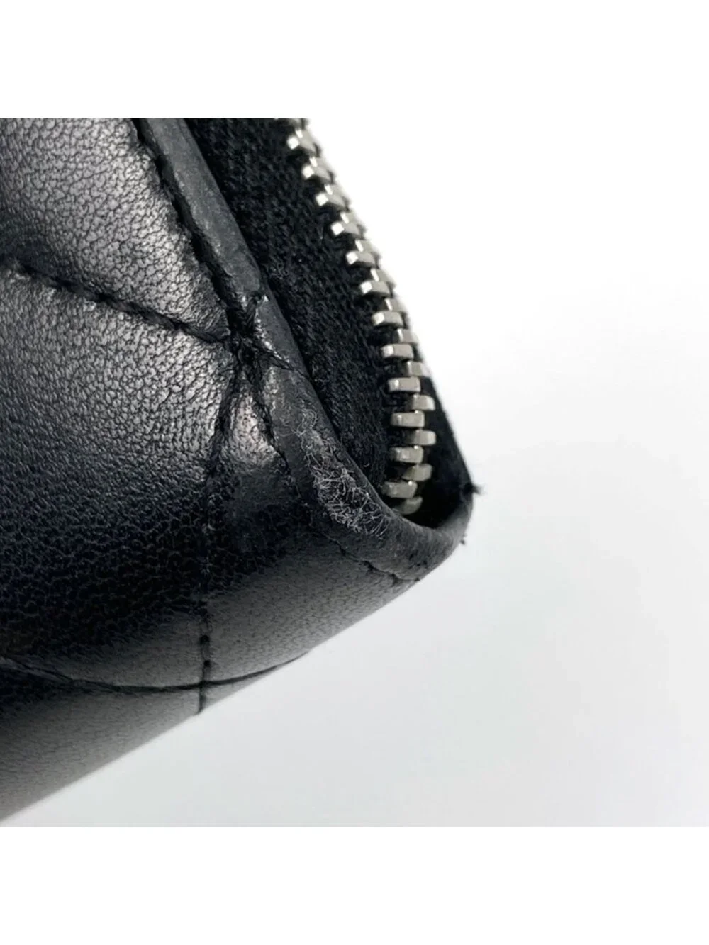Chanel CC Logo L-Shaped Zipper Wallet Quilted Leather Black